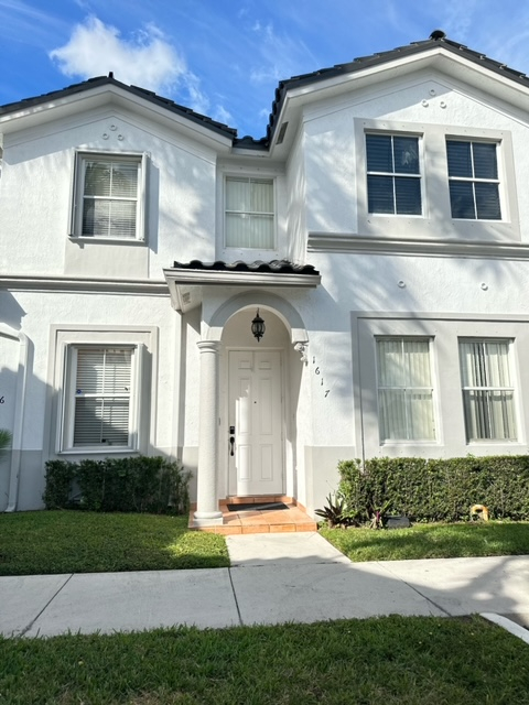 2-Story Townhouse in Doral, FL